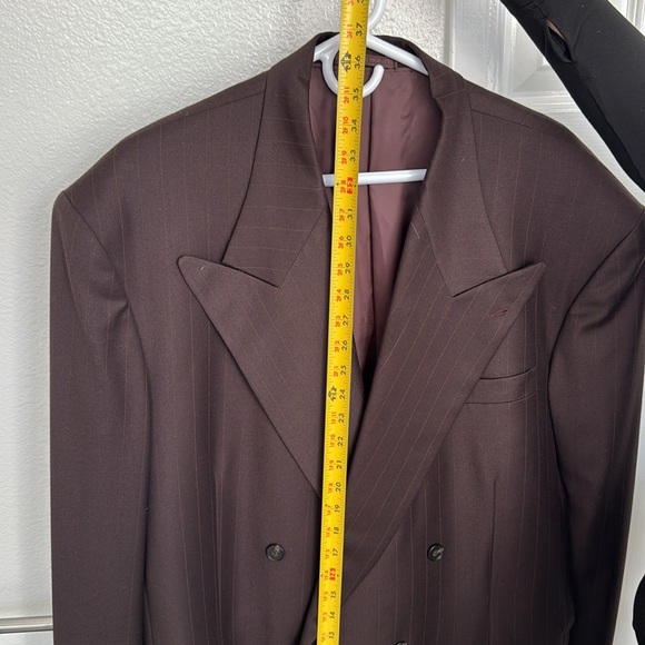 Ermenegildo Zegna brown pinstriped double breasted suit jacket amazing condition - Picture 10 of 13